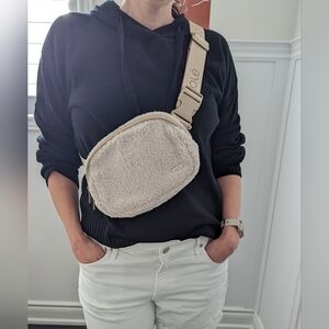 Lole Fleece Belt Bag/fanny pack